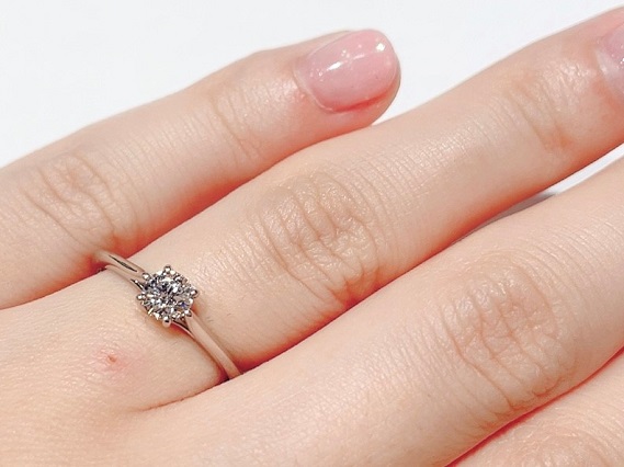 男性だけにそっと教えるダイヤモンドの選び方｜婚約指輪・結婚指輪