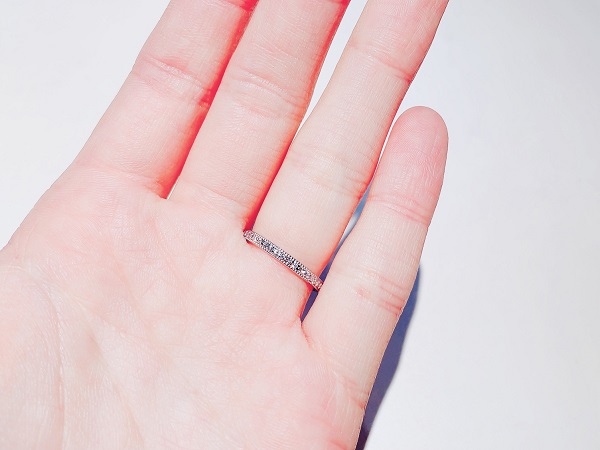 フルエタニティ手のひら側