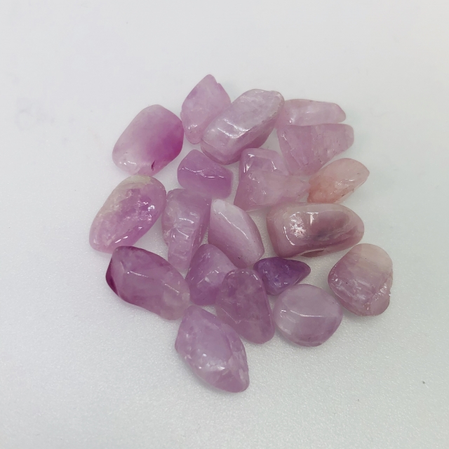 クンツァイトの写真