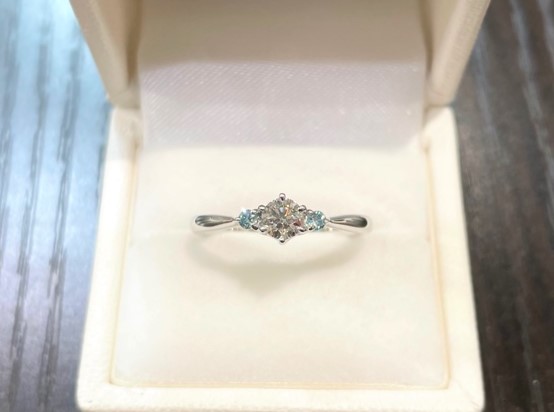 婚約指輪イメージ