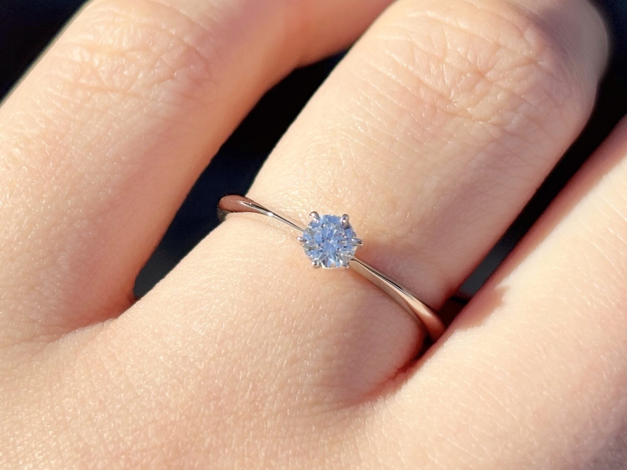 プロポーズオリジナル婚約指輪