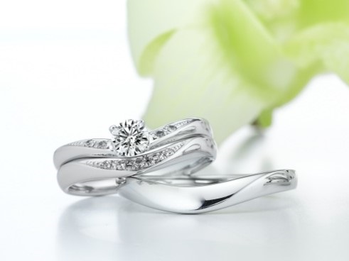 DEAREST婚約指輪エール